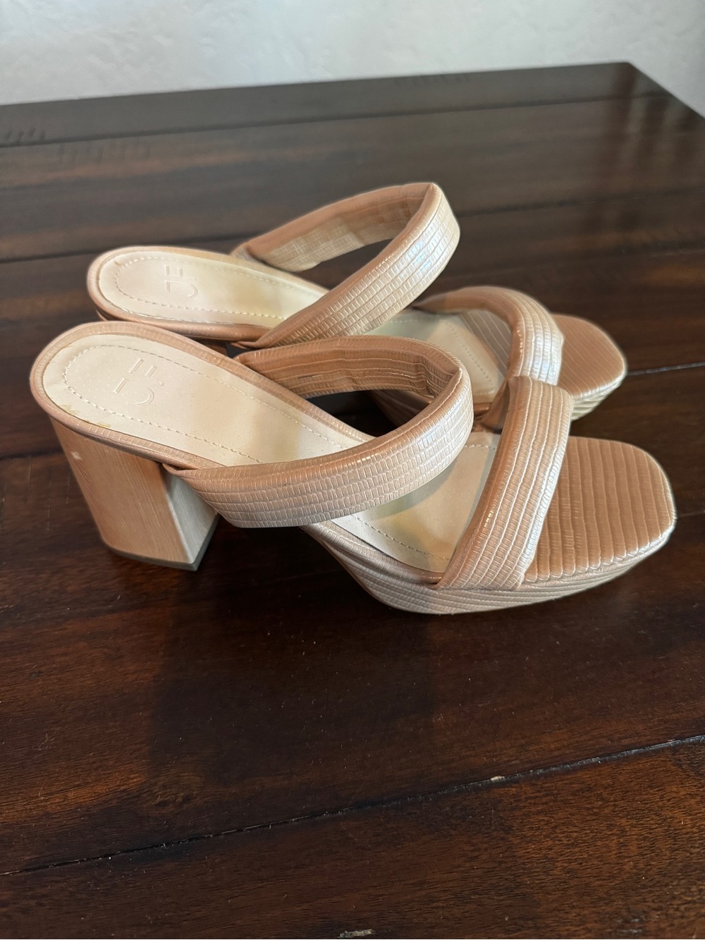 JustFab Nude Beige Platform Slide Heels with Wide Straps Size 9
